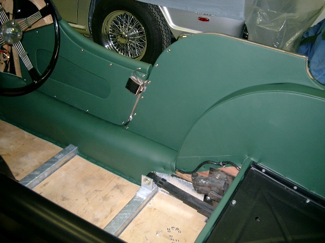 Morgan Plus 4 "Interim Modell"​ - Fine Car Interiors - Matthias Stellrecht Oldtimer Aufbereitung